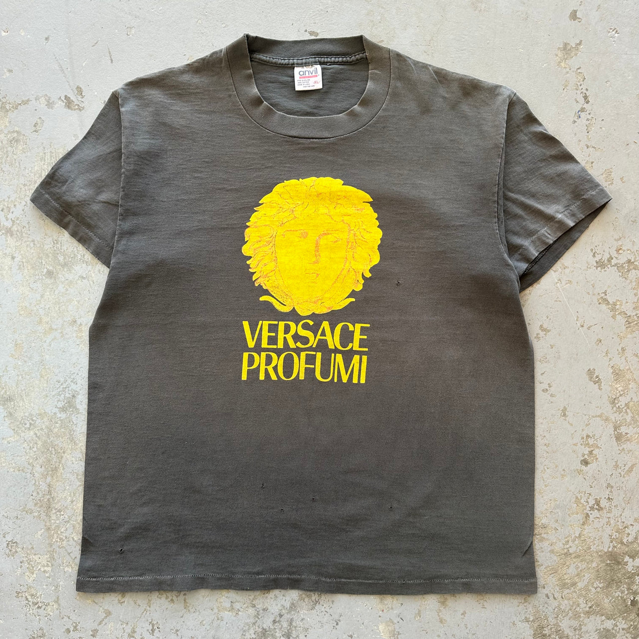 1990’s VERSACE DESIGNER BOOT TEE L