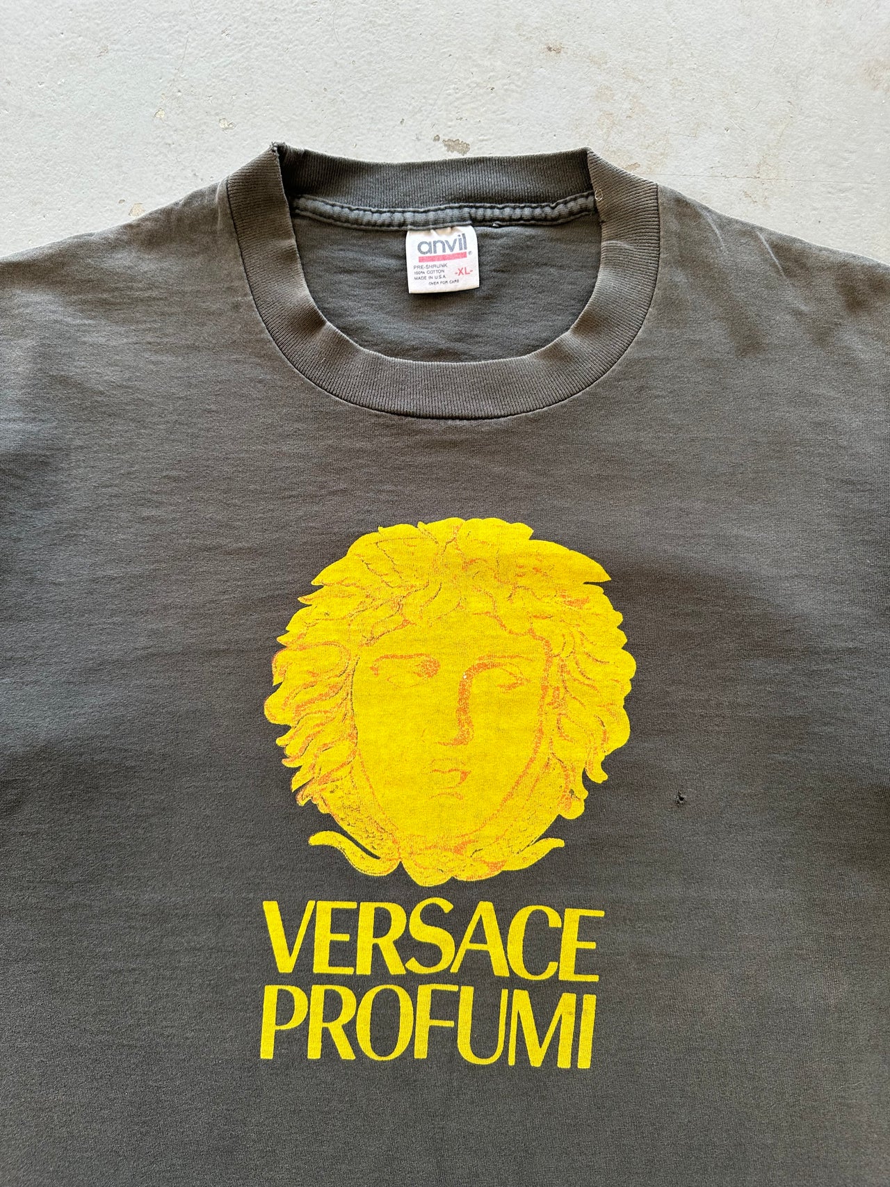 1990’s VERSACE DESIGNER BOOT TEE L