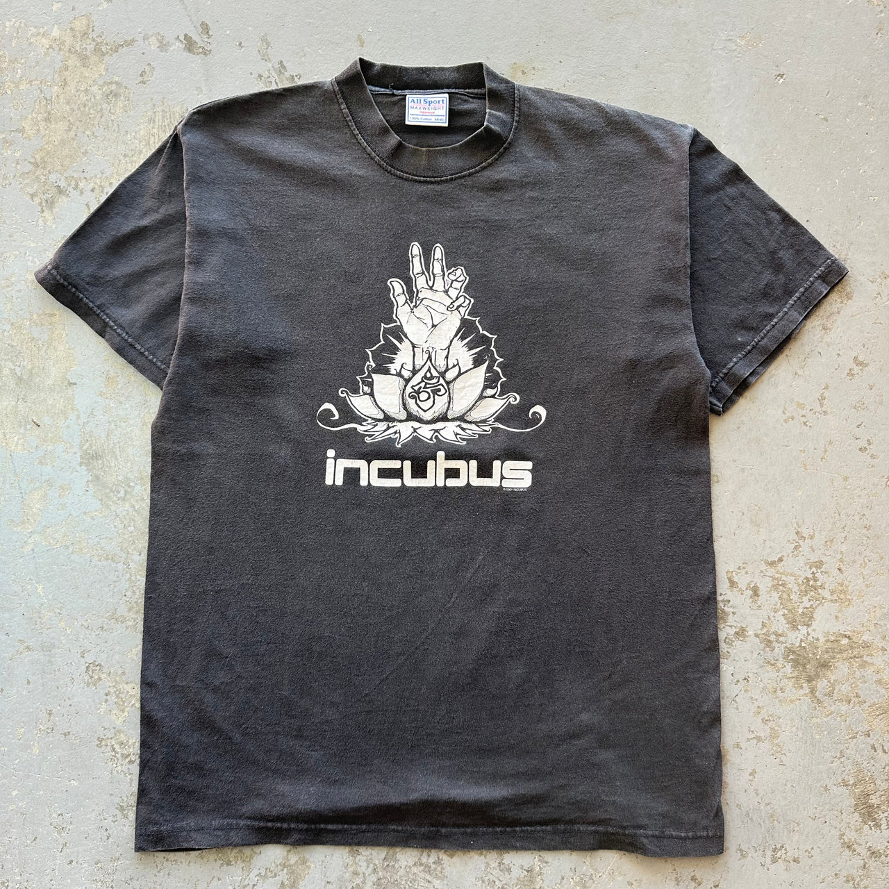 2000’s INCUBUS BAND TEE M